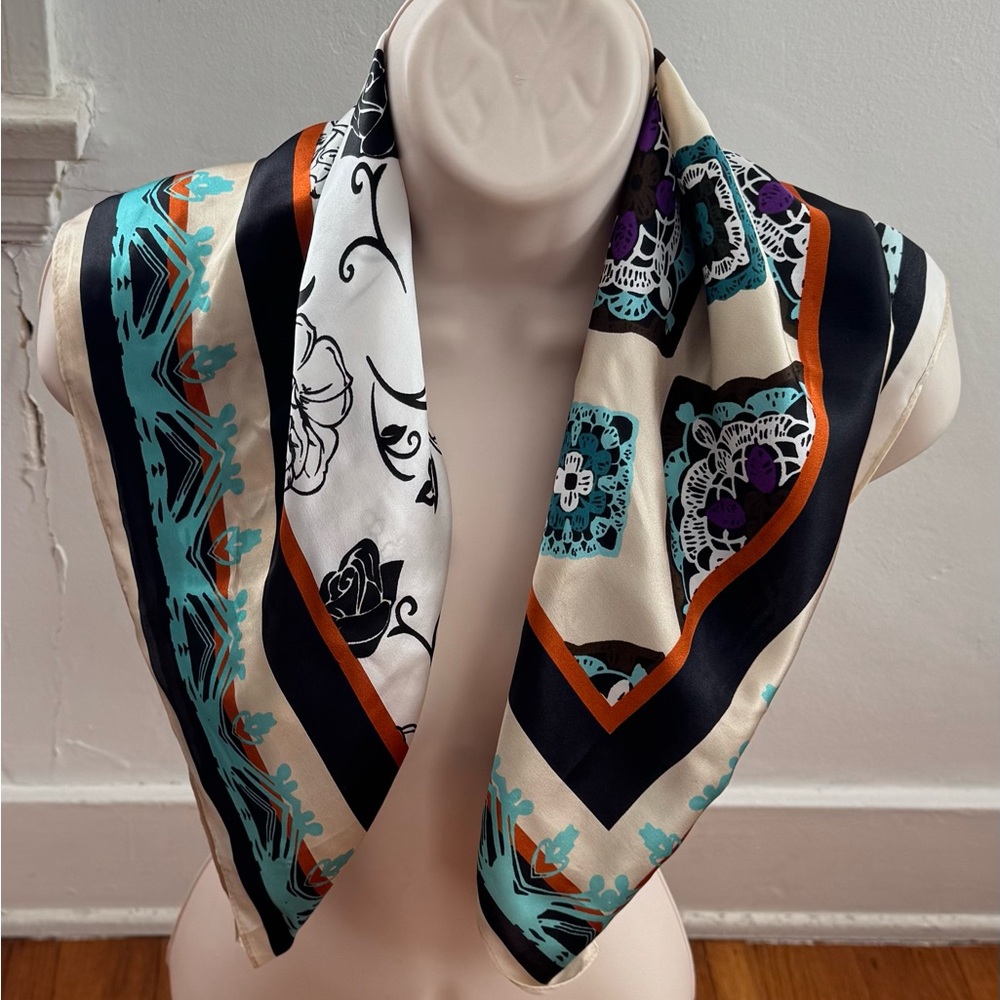 Elegant Multicolor 100% Silk floral mixed print Scarf wrap, size 25x25 boho